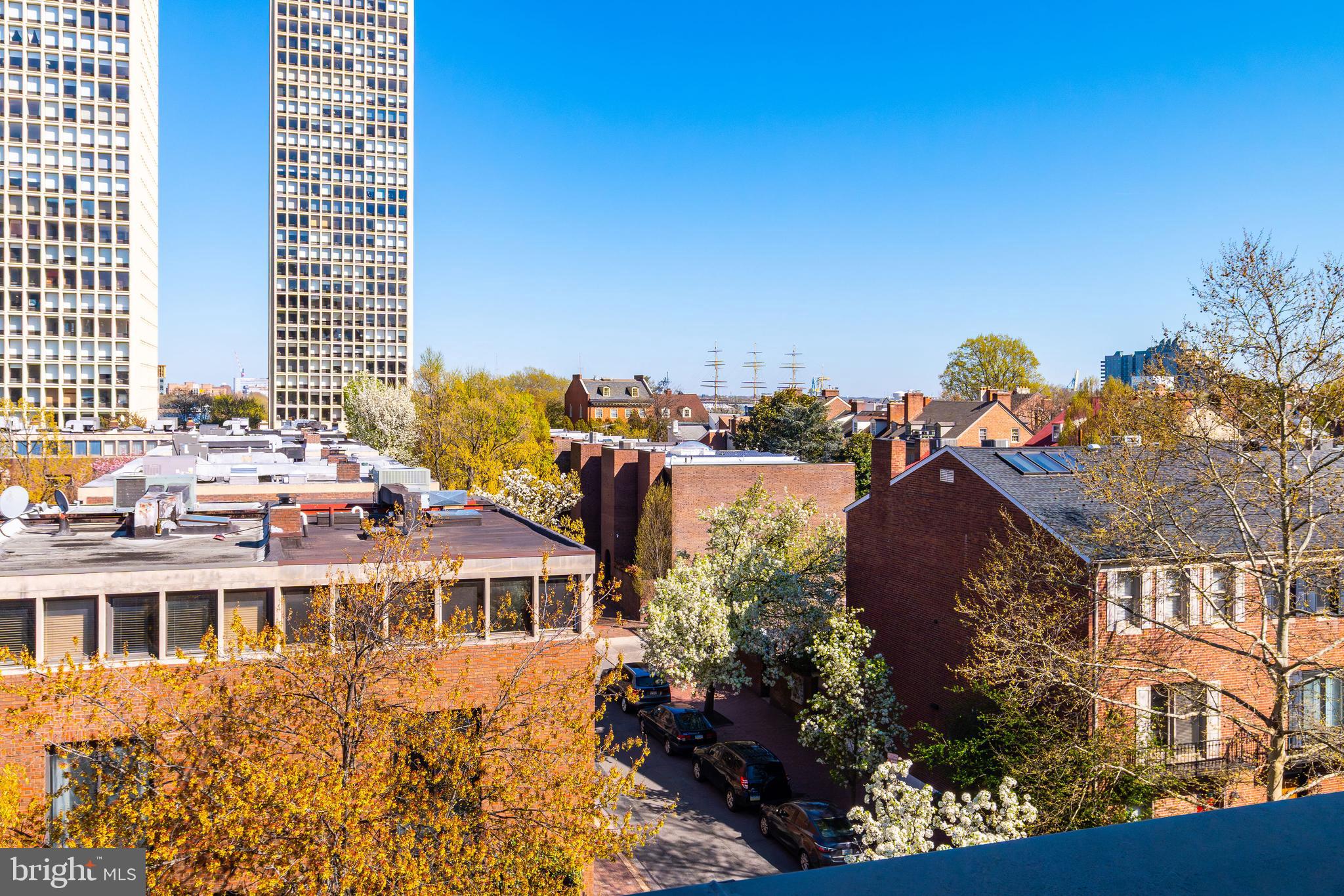 SOCIETY HILL - Residential