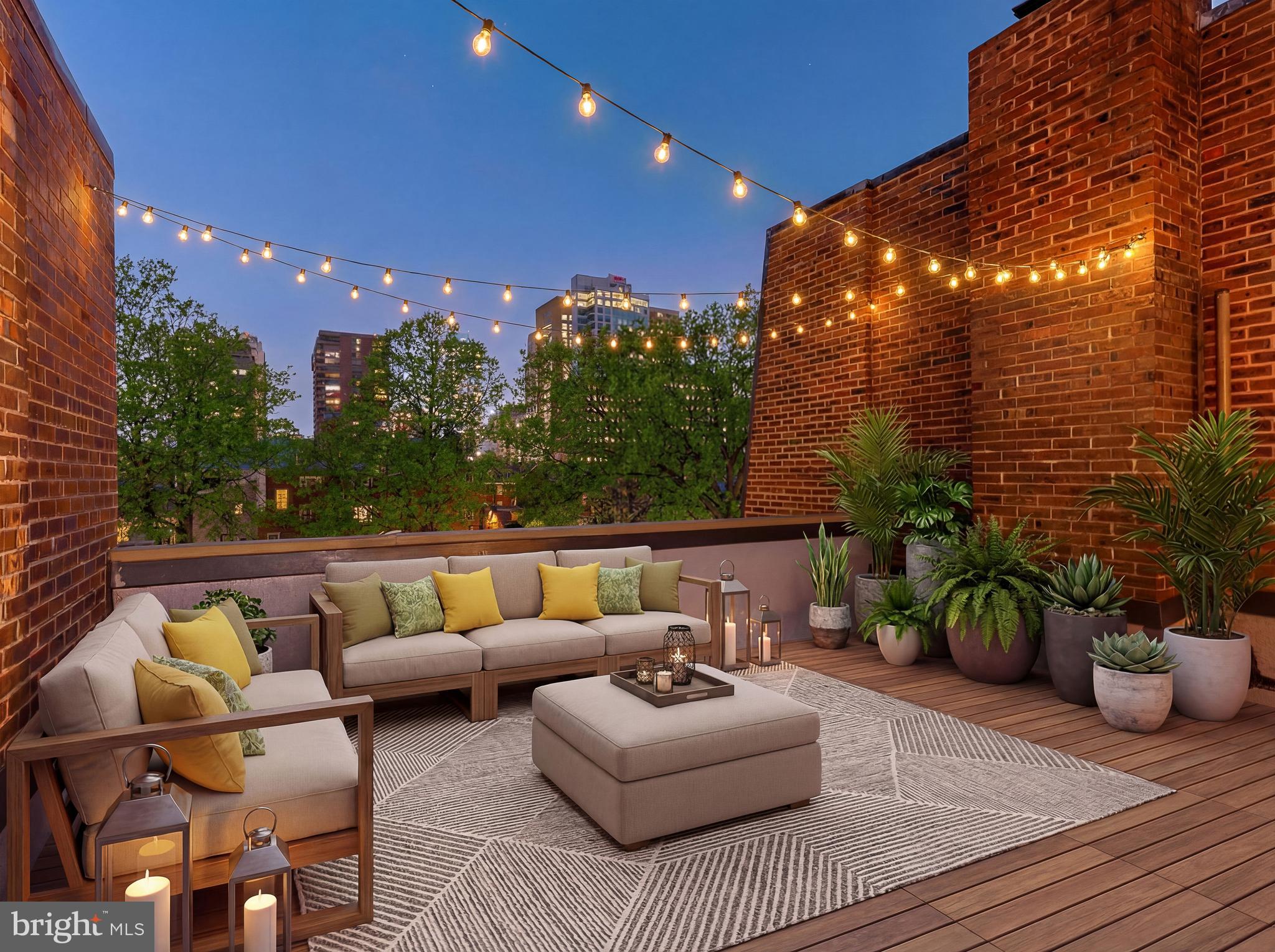 SOCIETY HILL - Residential