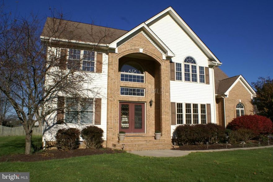 ACTIVE WITH 72 HOUR KICKOUT ...........5 Bedroom home on cul de sac lot with grand foyer featuring soaring ceilings, Family room with gas fireplace, large  eat-in kitchen with tile floor and new granite countertops, formal dining room and two extra rooms on the first floor could be used for office/playroom or additional den. 3rd floor could be 5th bedroom or rec. room for kids ! New carpet and paint throughout. Enjoy the outdoors spaces that feature fenced back yard with paver patio, screened porch and fire pit. Septic approved for 4 bedrooms. New white Microwave and cooktop to be installed.