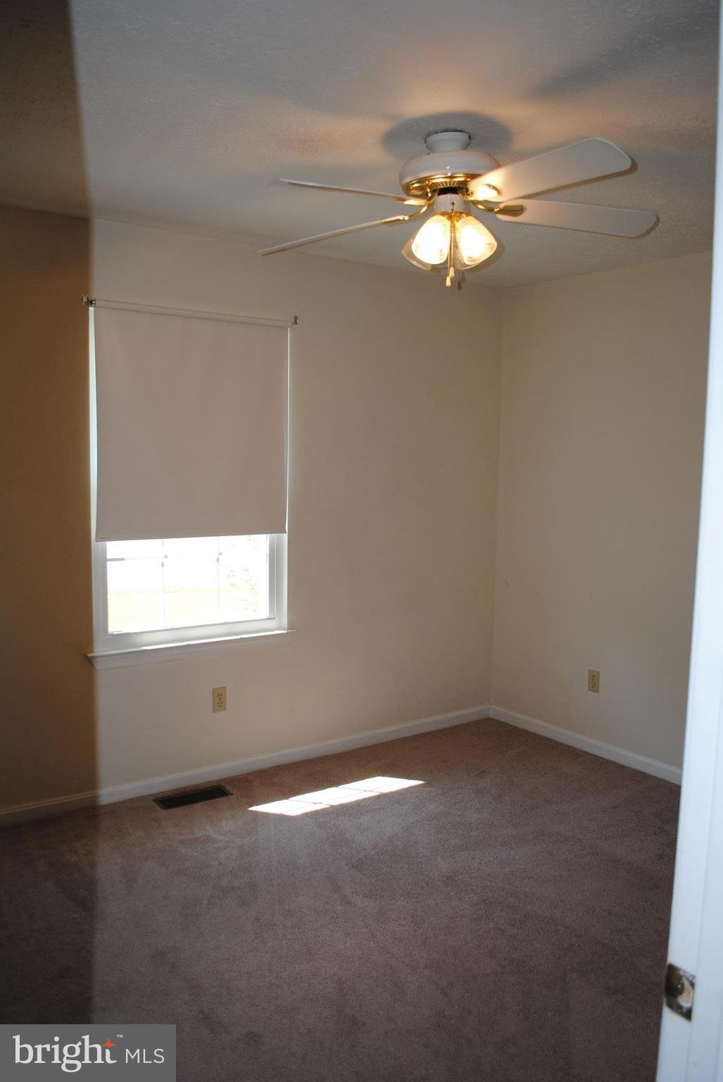 PANQUIA OAKS SUB - Residential Lease