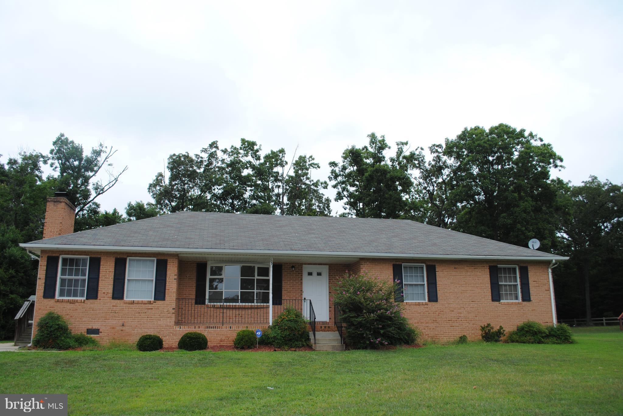 PANQUIA OAKS SUB - Residential Lease