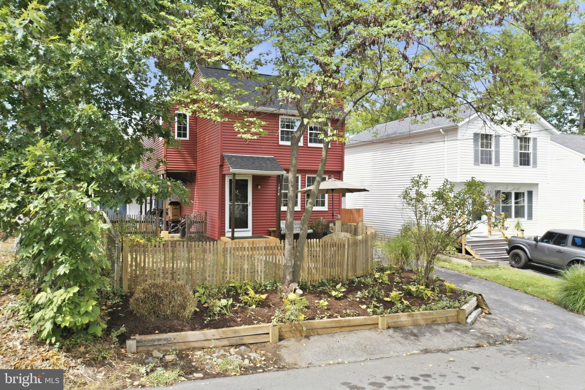 1816 GLENARM ROAD