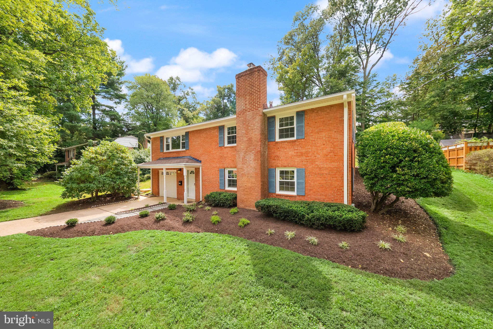4426 ROCKCREST DRIVE