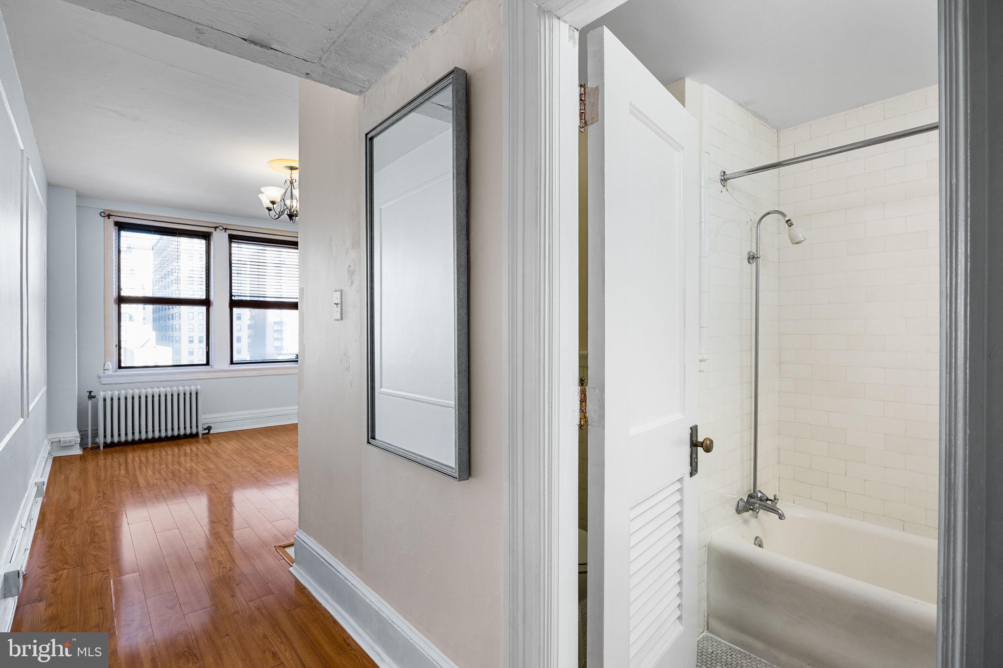 WASHINGTON SQ WEST - Residential