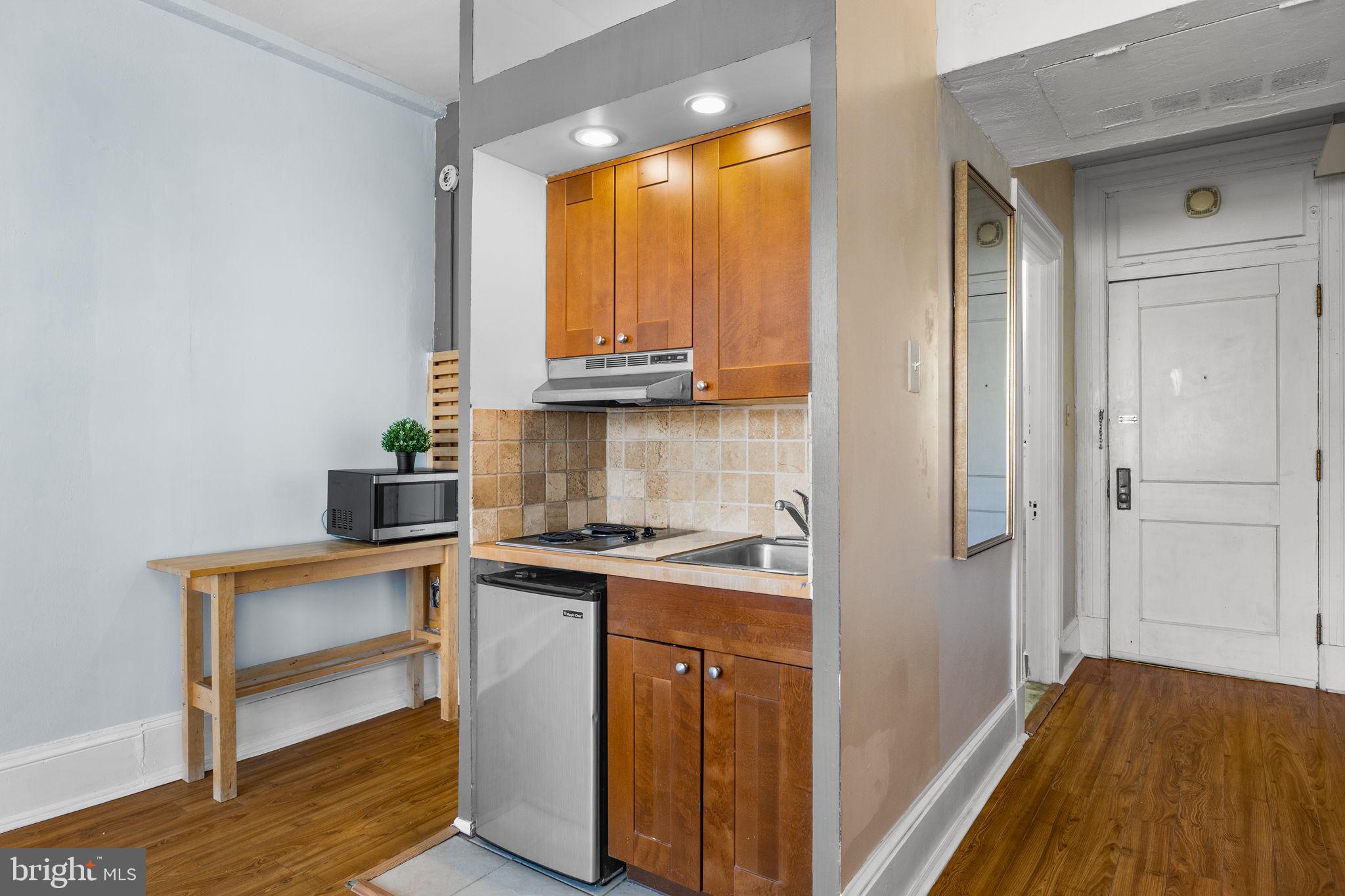 WASHINGTON SQ WEST - Residential