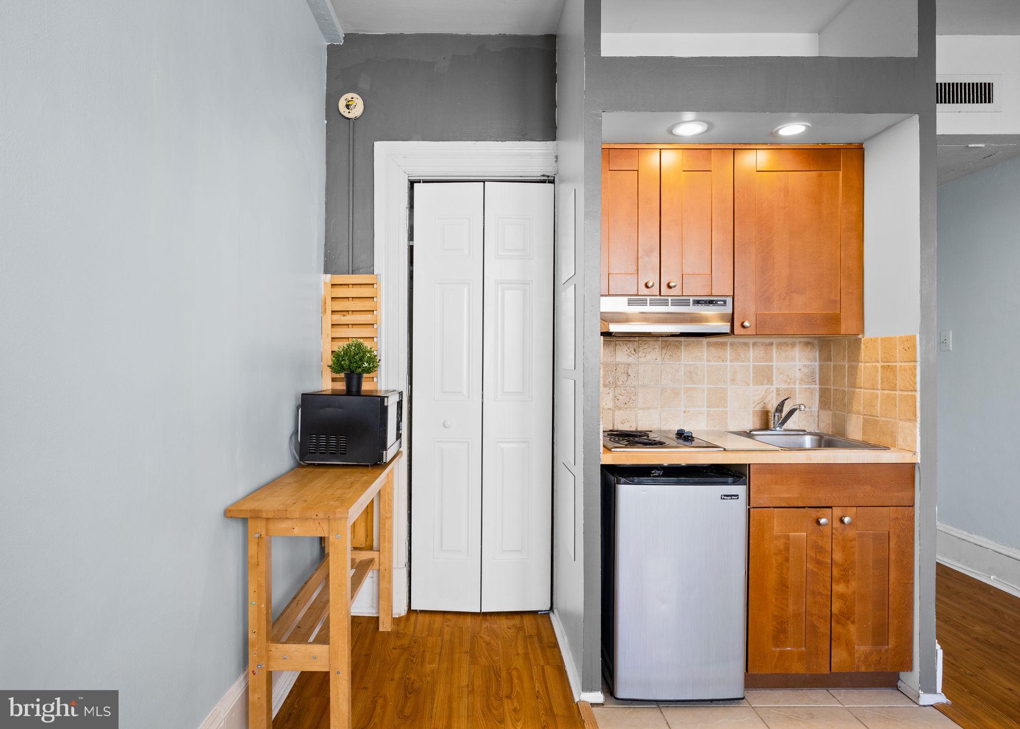 WASHINGTON SQ WEST - Residential