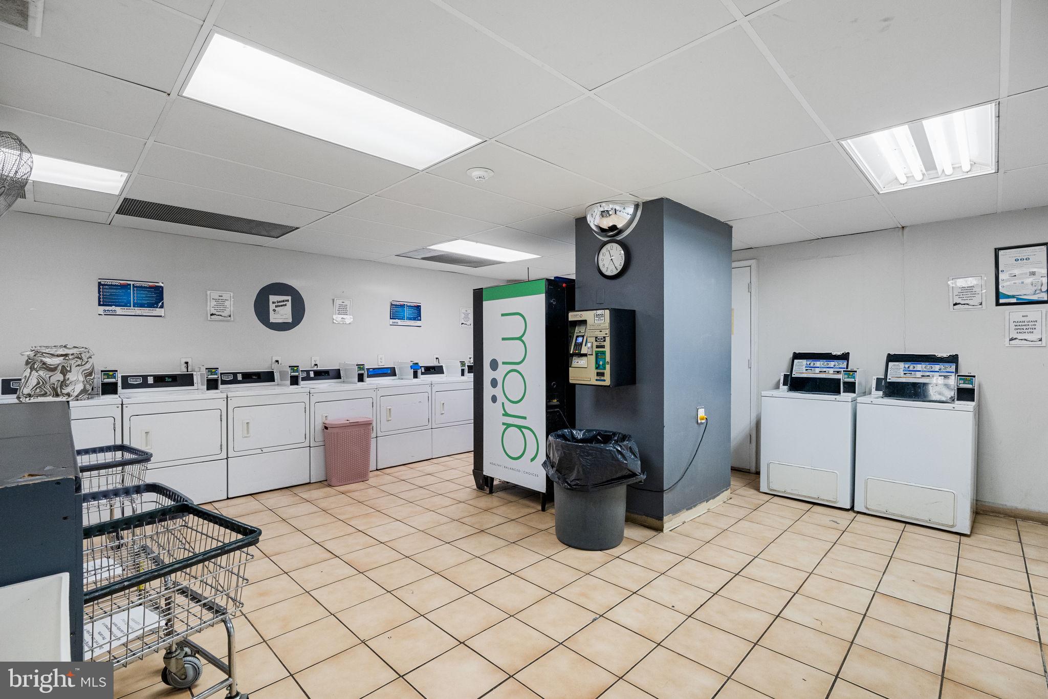 WASHINGTON SQ WEST - Residential