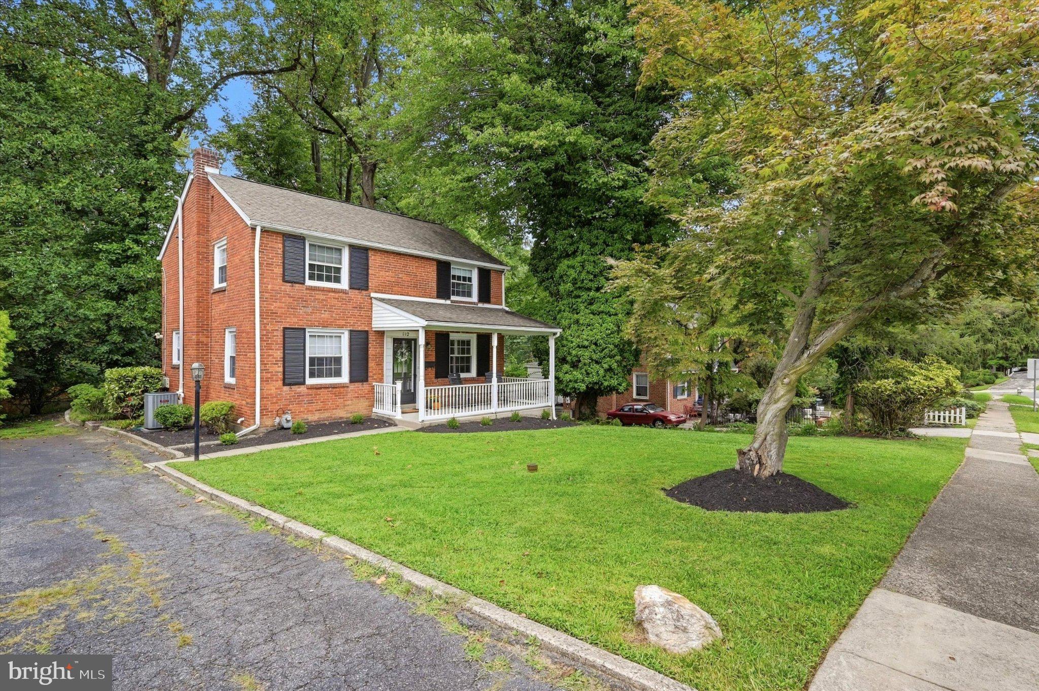 112 ASHWOOD ROAD