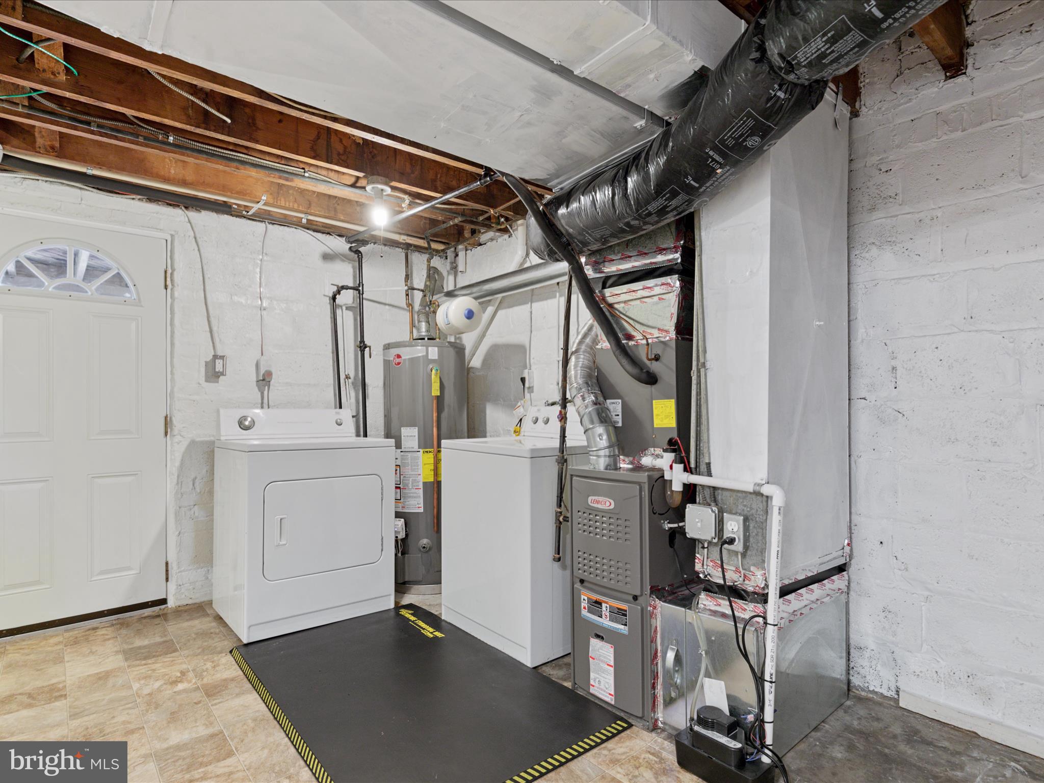 LYNHAVEN - Residential