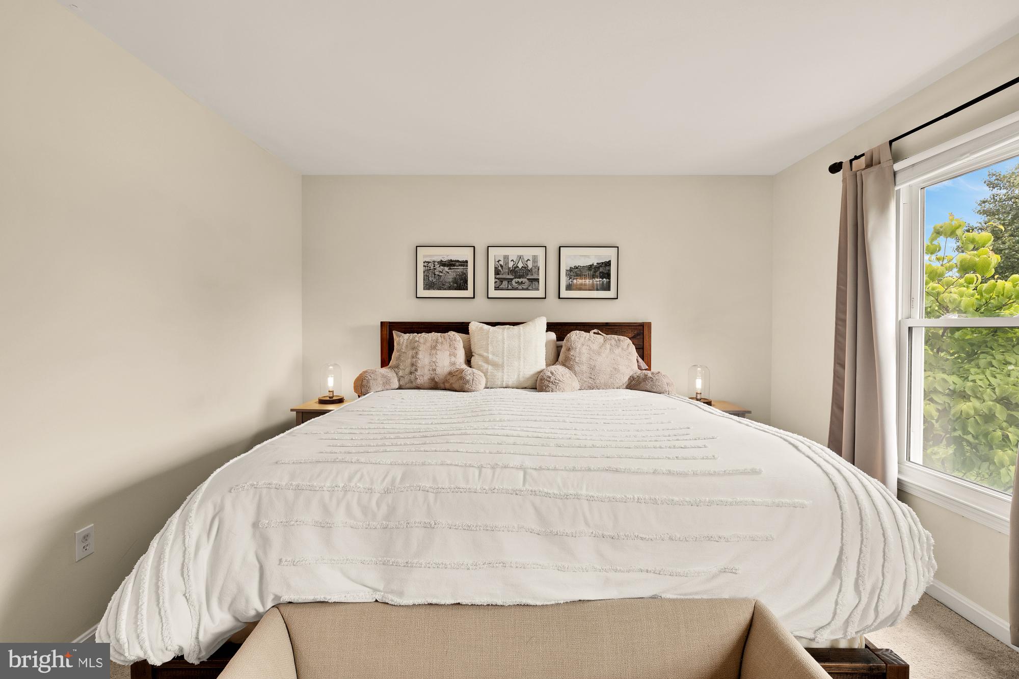 HALLOWELL - Residential