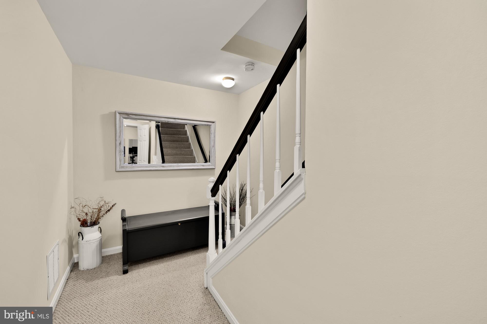 HALLOWELL - Residential