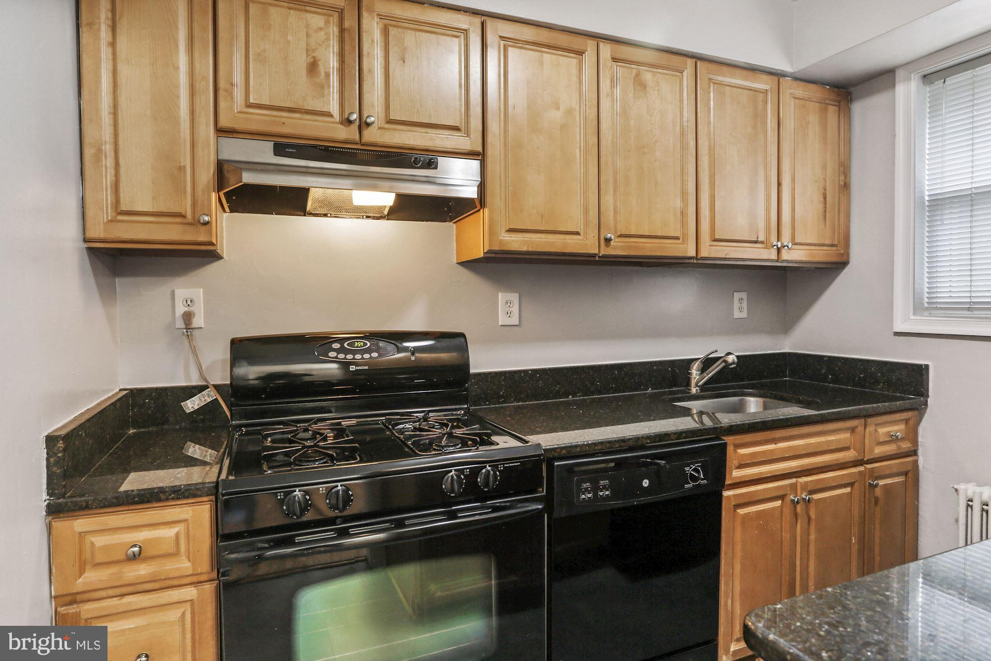 COURTHOUSE - Residential Lease