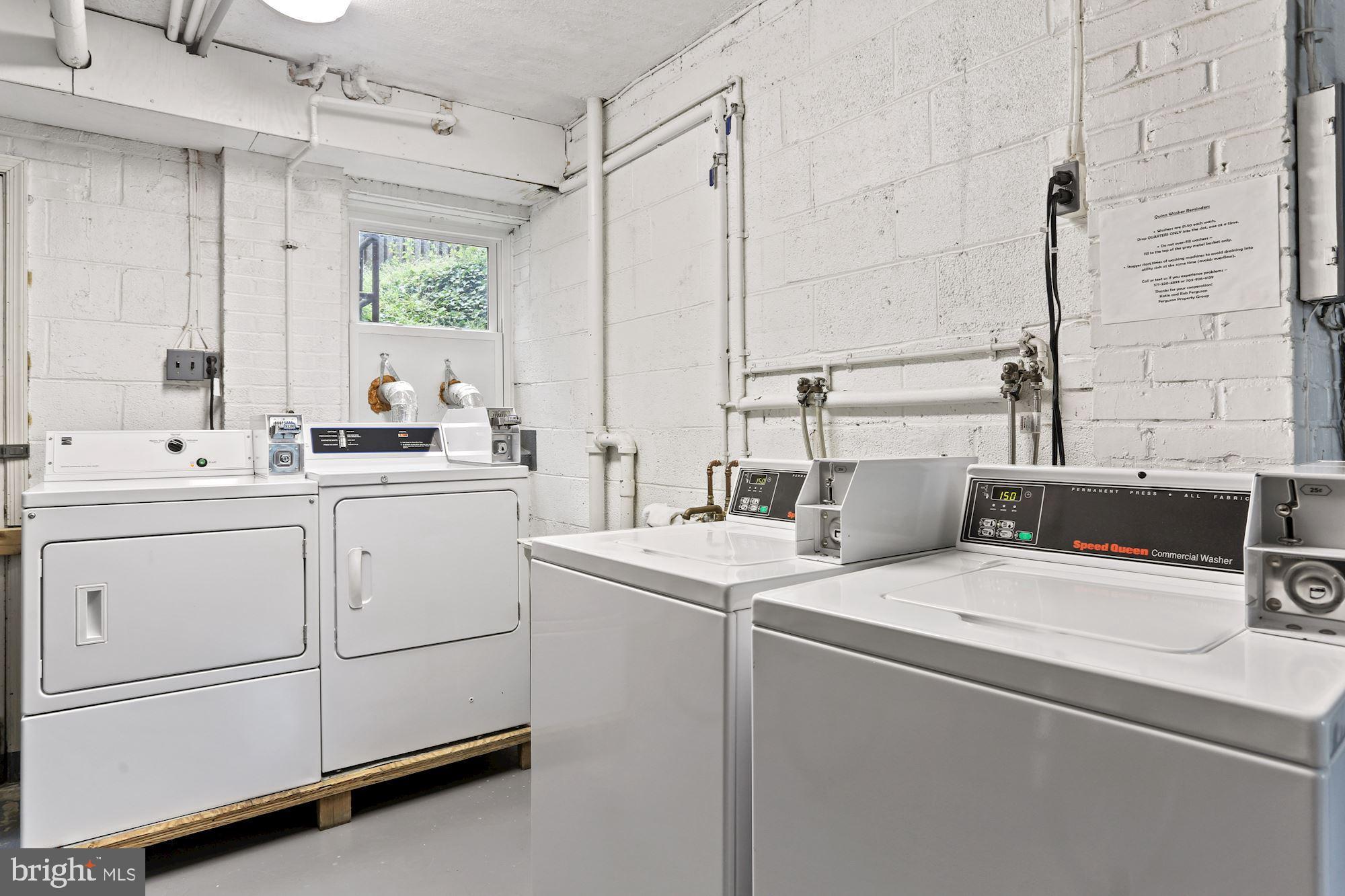 COURTHOUSE - Residential Lease