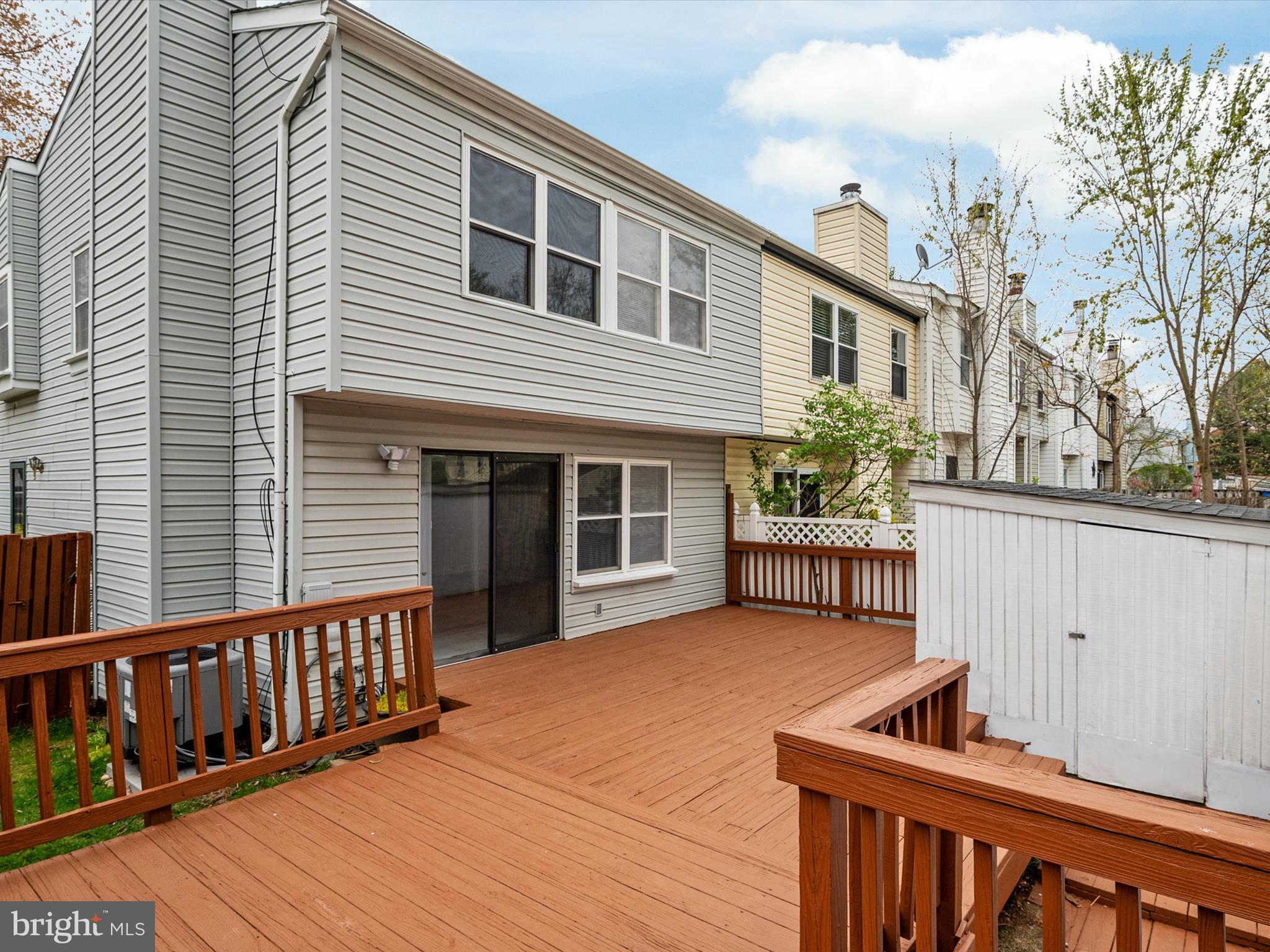 SUMMERHILL - Residential