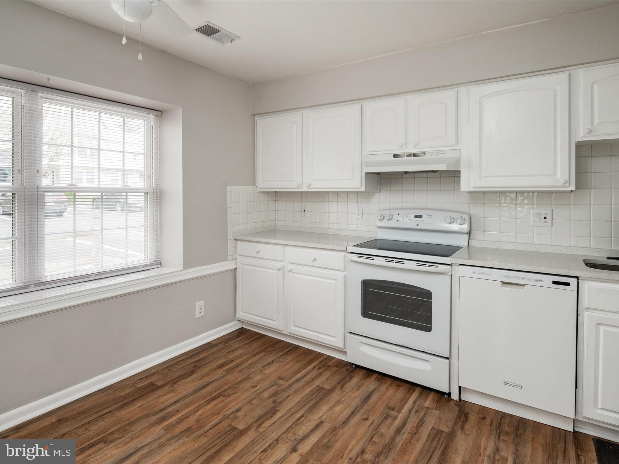 SUMMERHILL - Residential