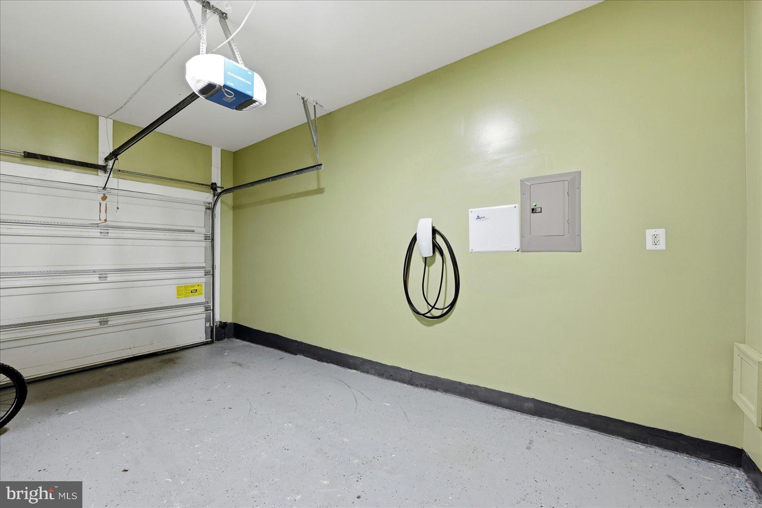 AMBERLEA AT SOUTH RIDING - Residential