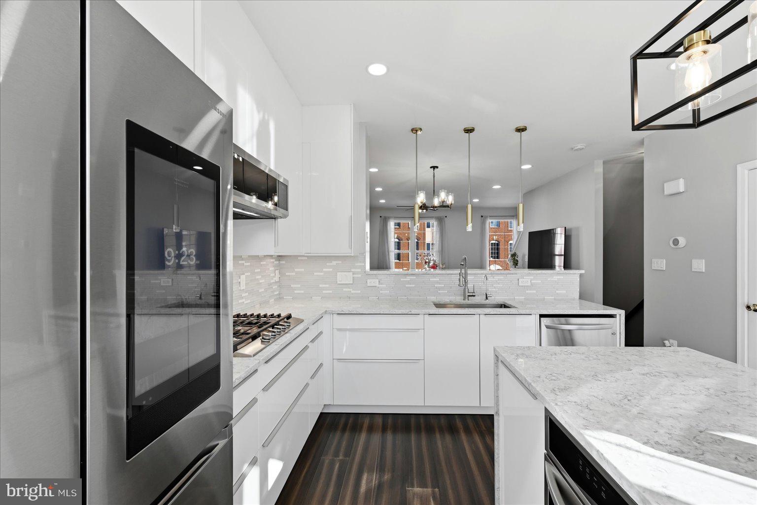 AMBERLEA AT SOUTH RIDING - Residential