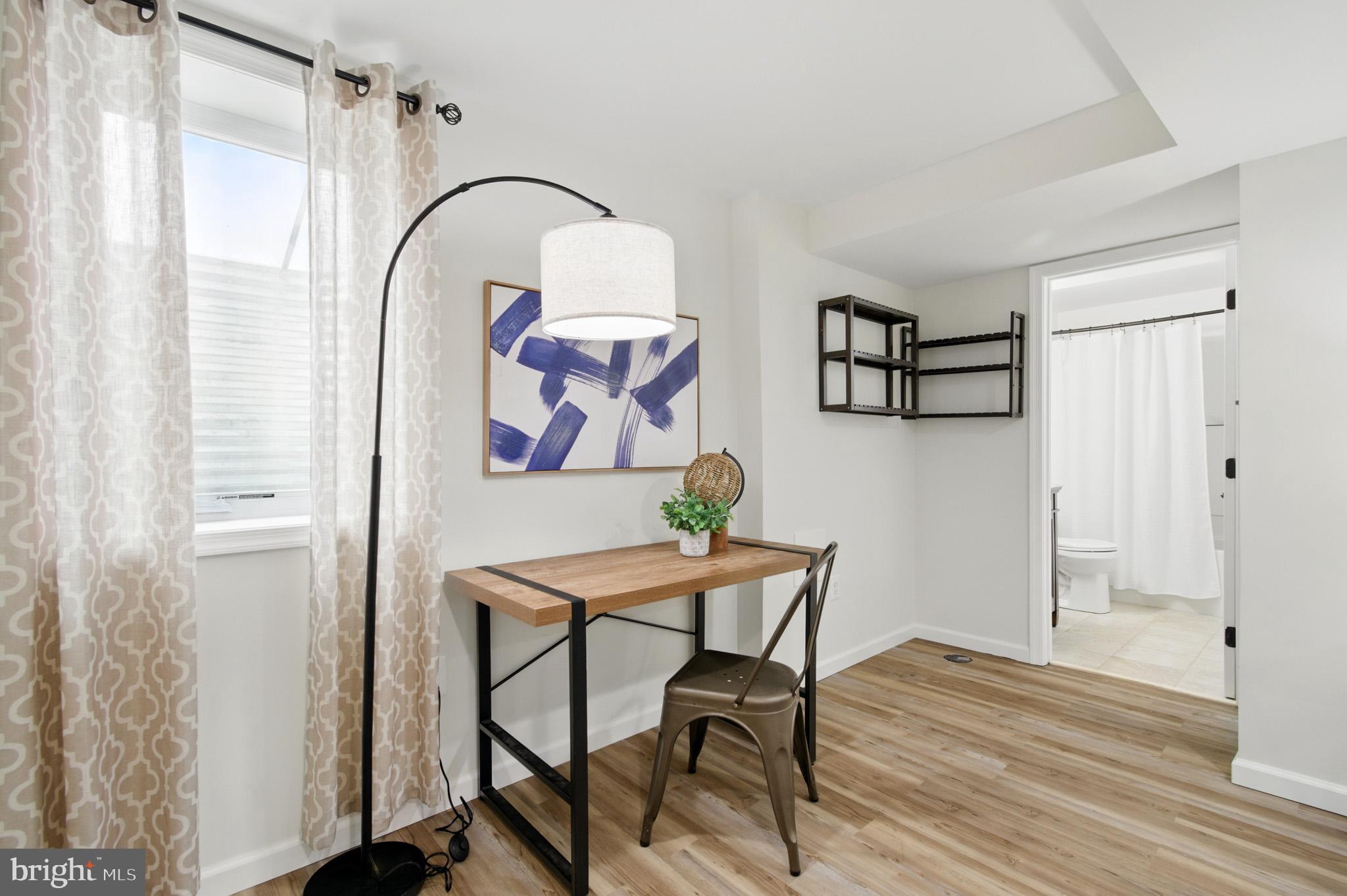 GLENMONT - Residential