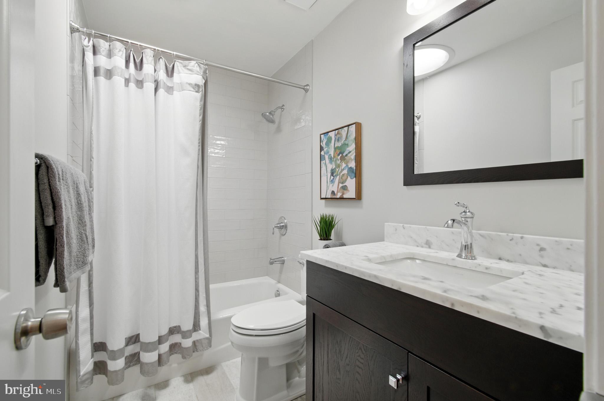 GLENMONT - Residential