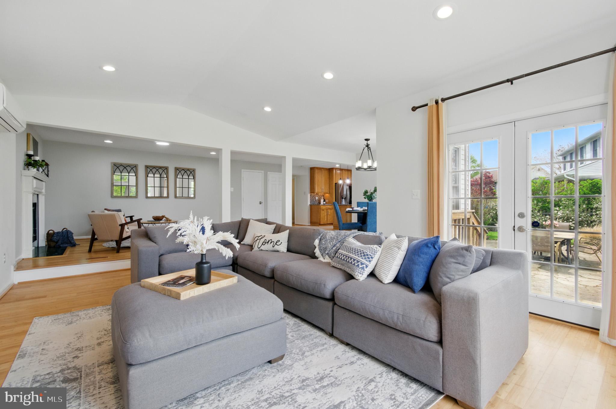 GLENMONT - Residential