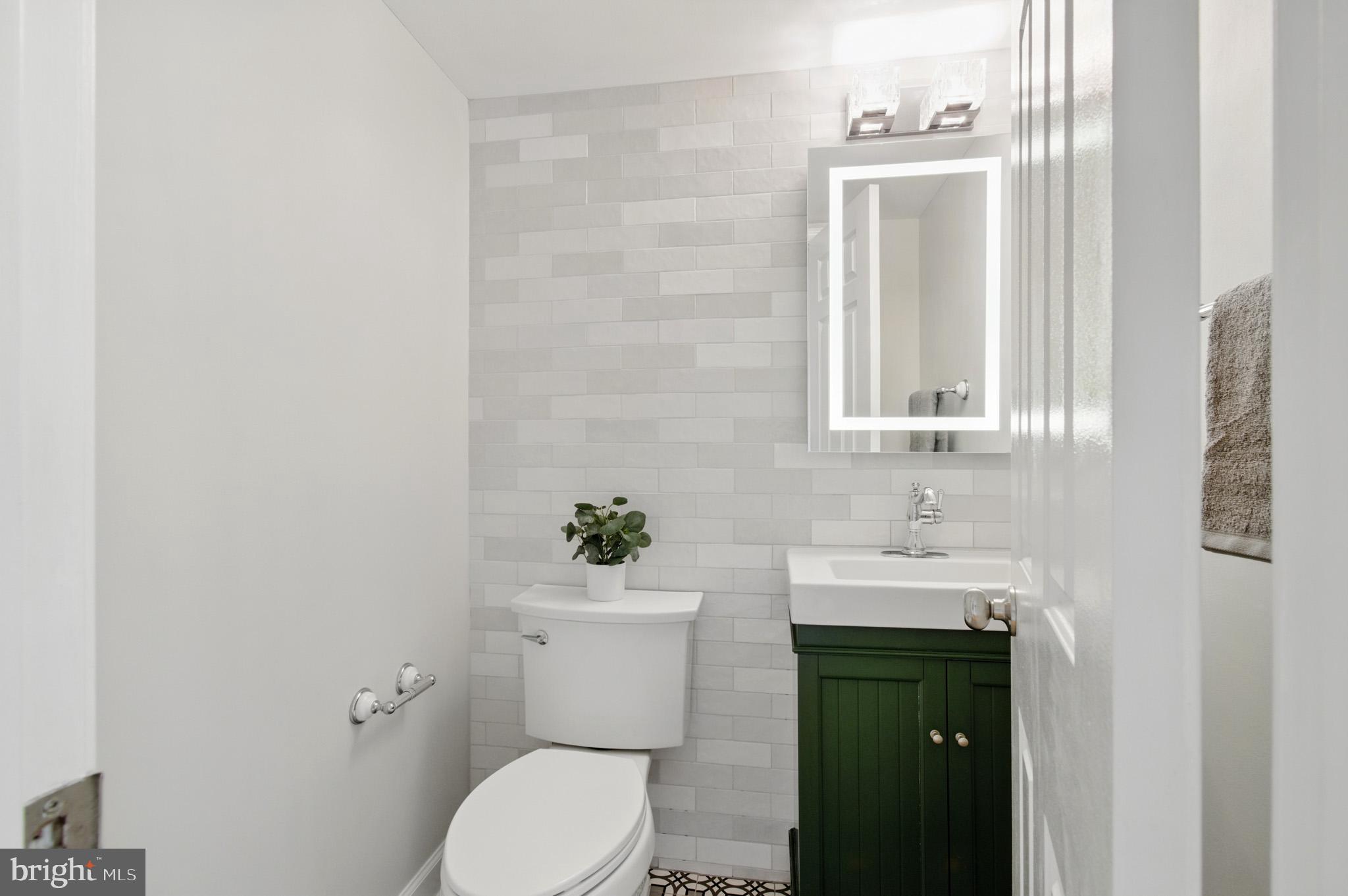 GLENMONT - Residential