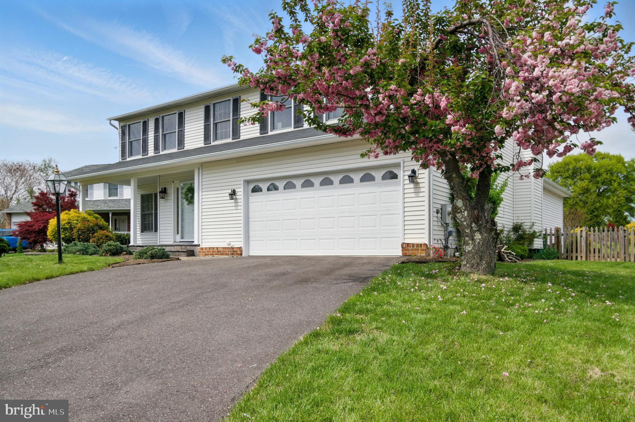 GLENMONT - Residential