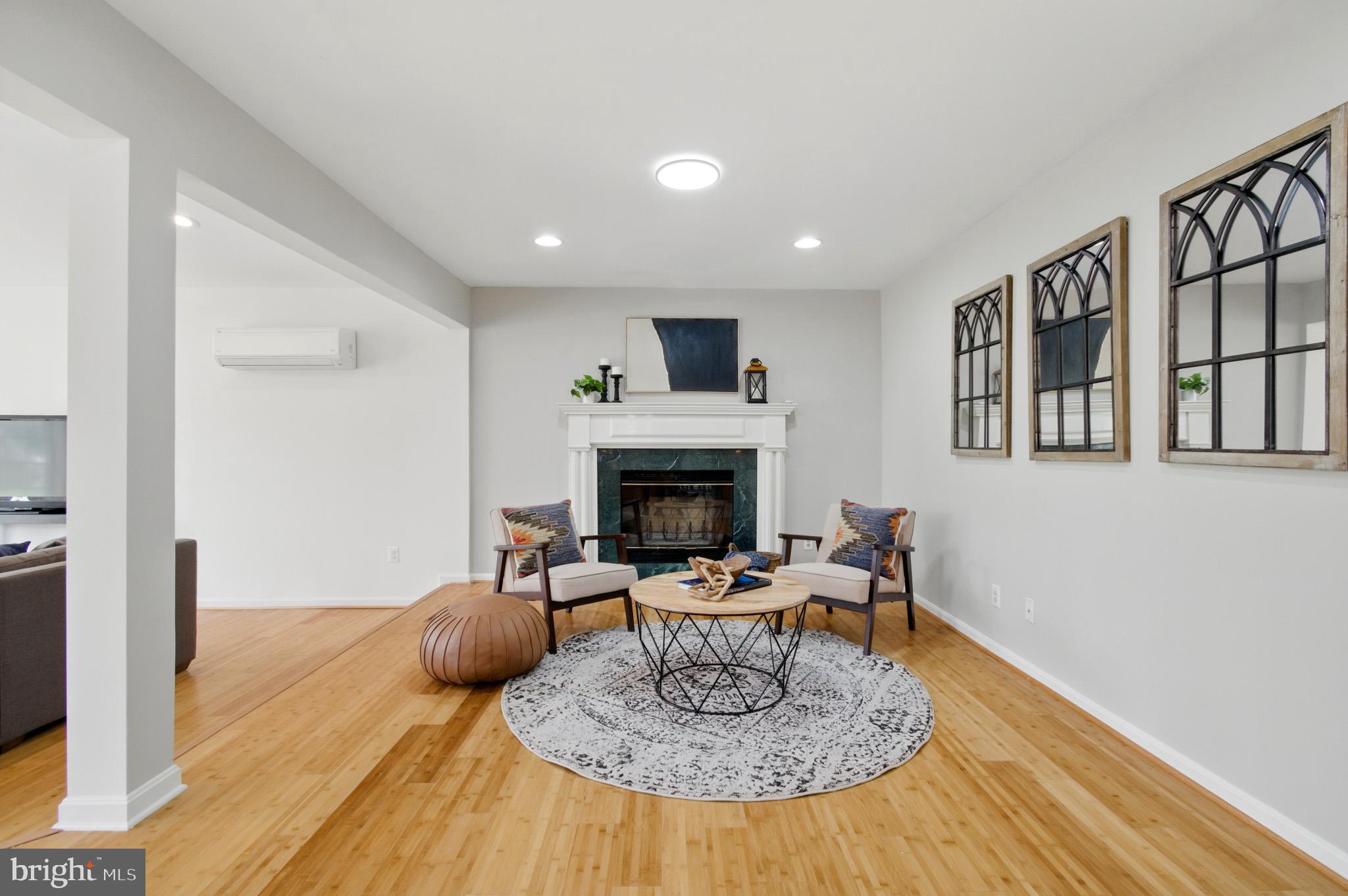 GLENMONT - Residential