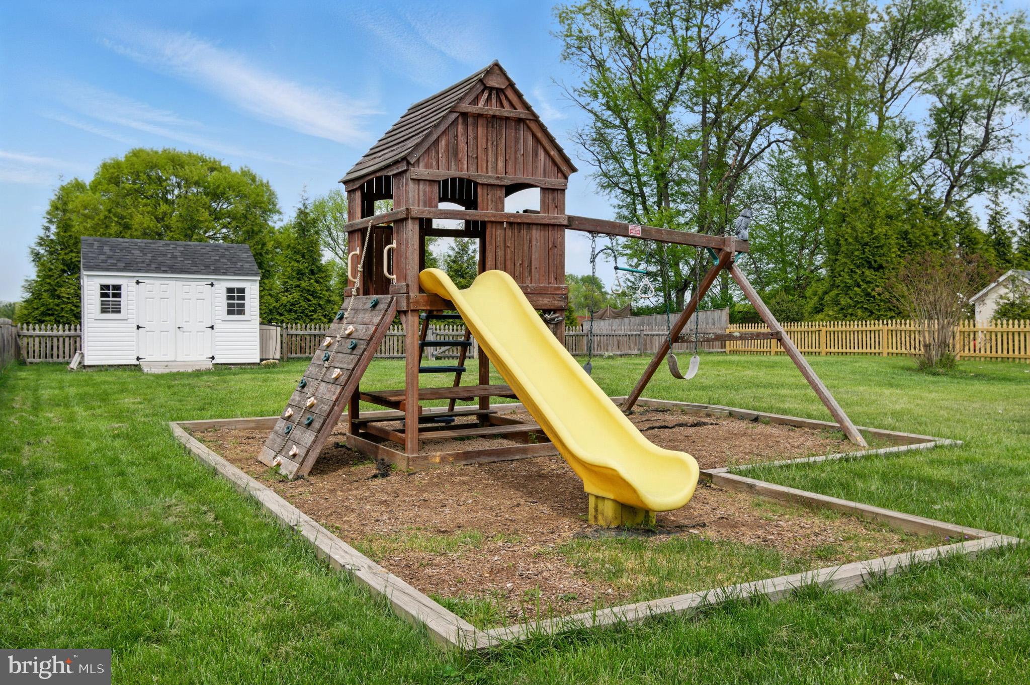 GLENMONT - Residential