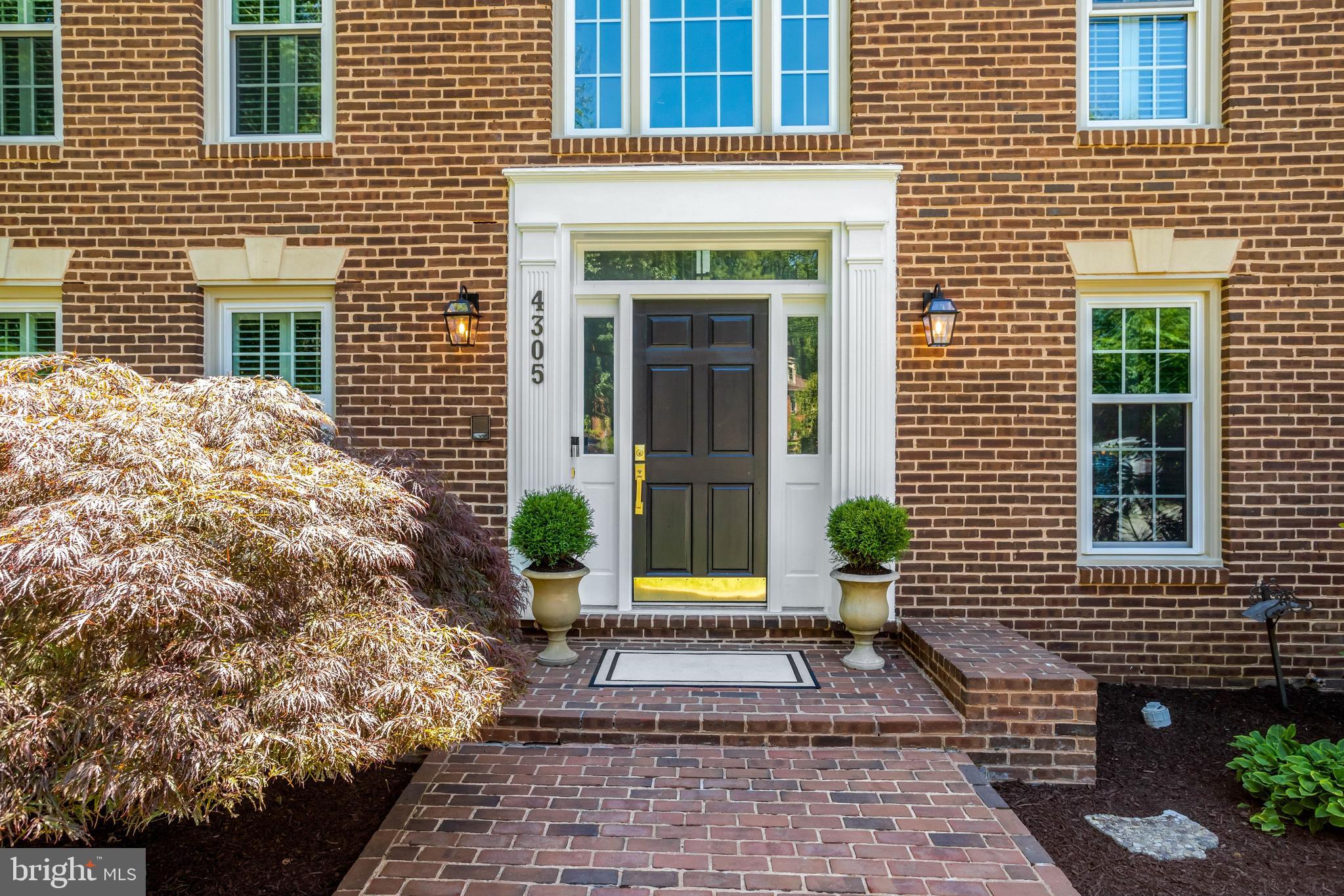 4305 SHERIDANS POINT COURT