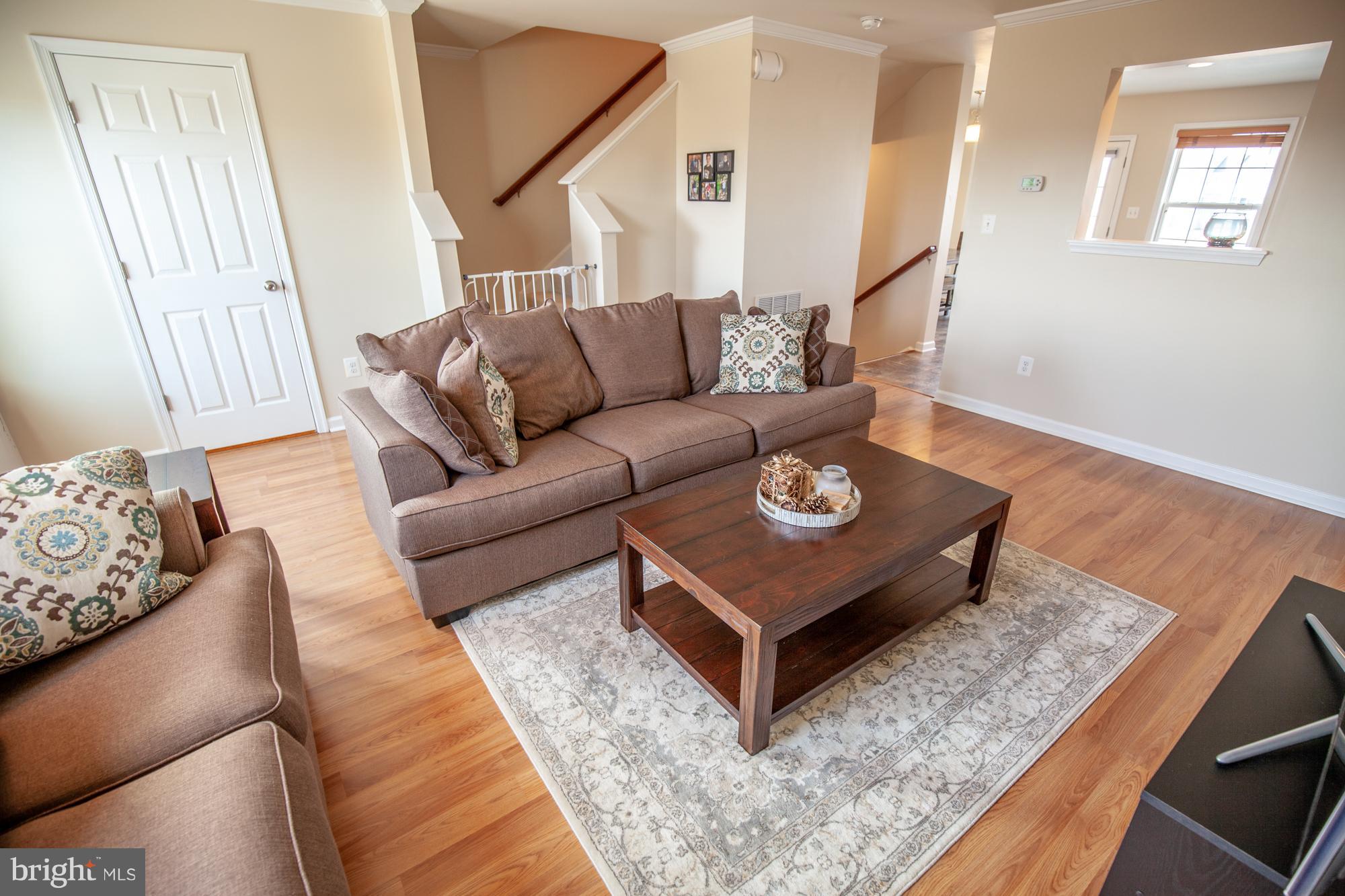 LAKELAND PLACE - Residential Lease