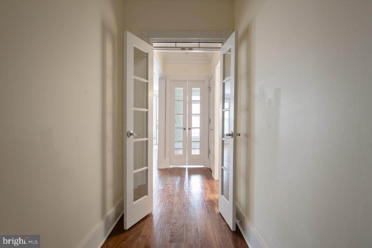 900 NORTH WASHINGTON STREET CONDOMINIUMS - Residential Lease