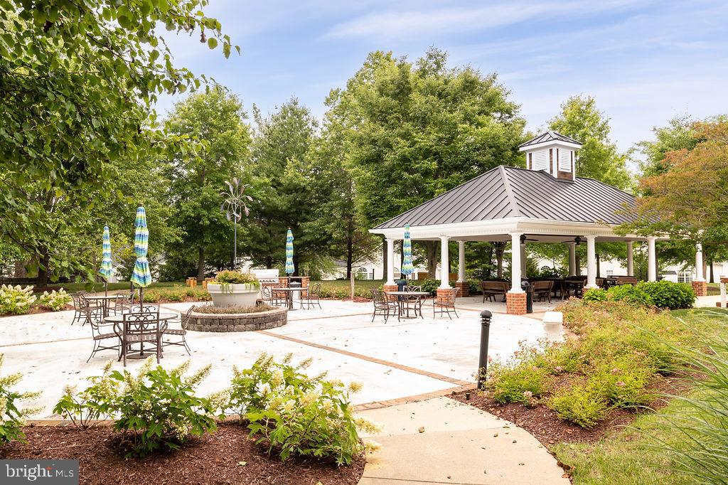 SYMPHONY VILLAGE AT CENTREVILLE - Residential