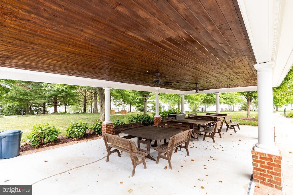 SYMPHONY VILLAGE AT CENTREVILLE - Residential