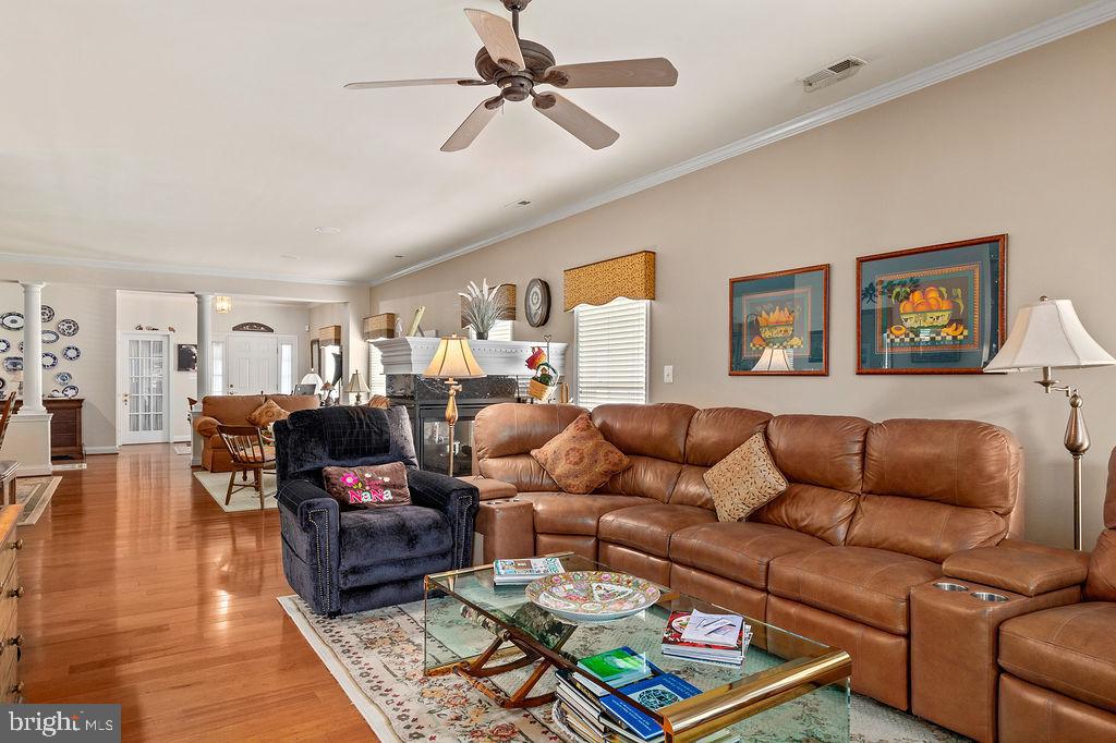 SYMPHONY VILLAGE AT CENTREVILLE - Residential