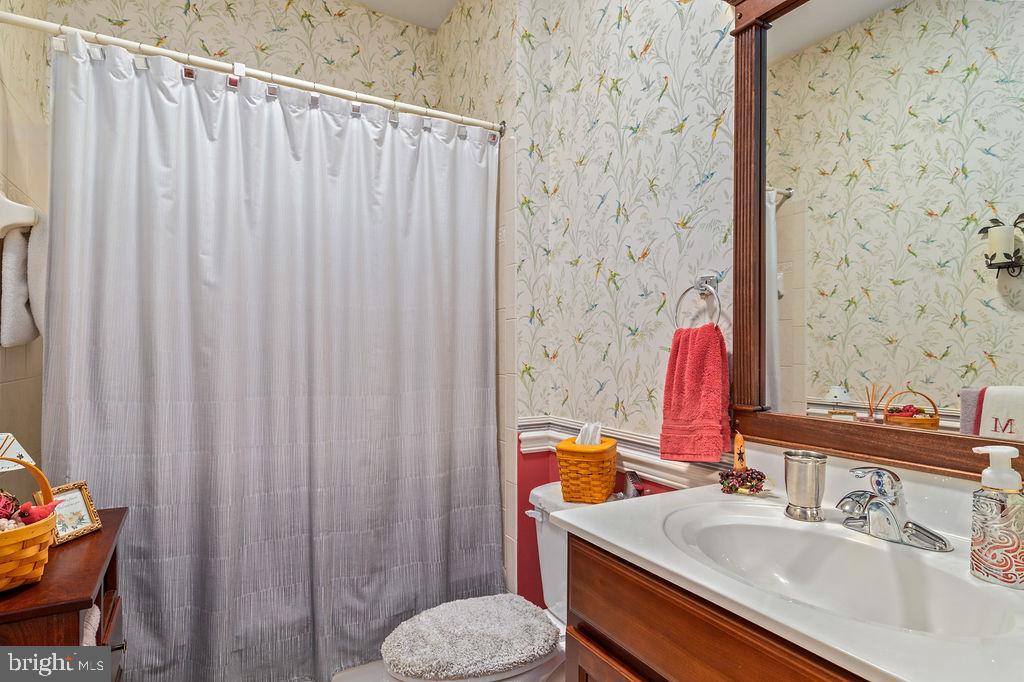 SYMPHONY VILLAGE AT CENTREVILLE - Residential