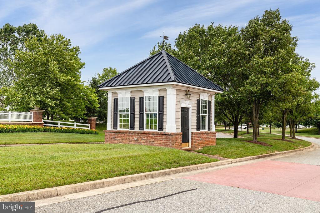 SYMPHONY VILLAGE AT CENTREVILLE - Residential