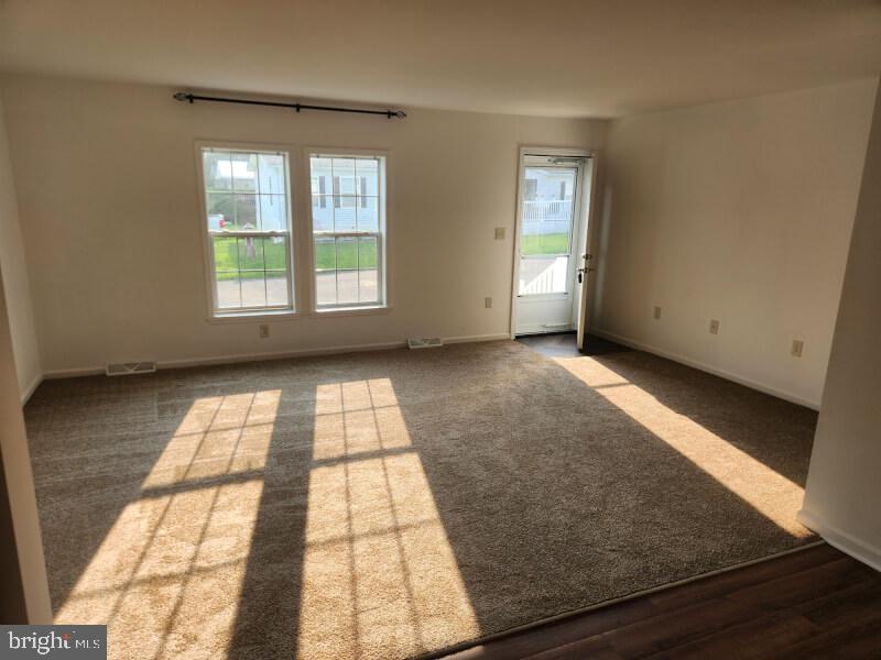 COLONIAL HERITAGE - Residential