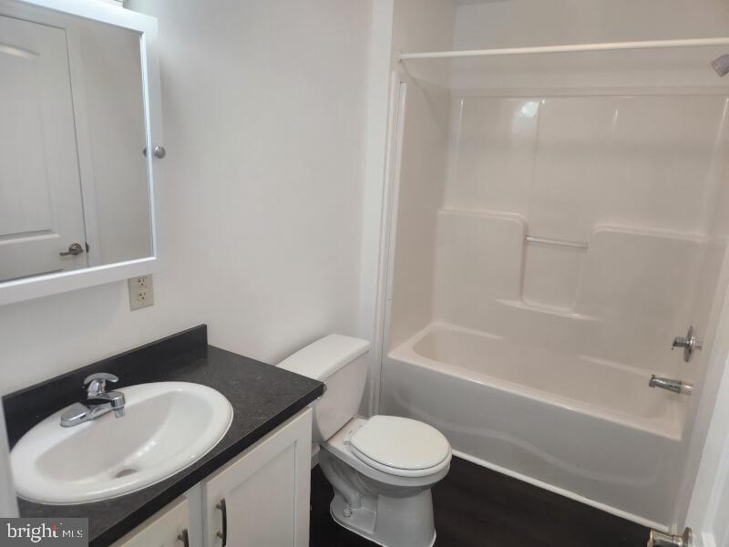 COLONIAL HERITAGE - Residential