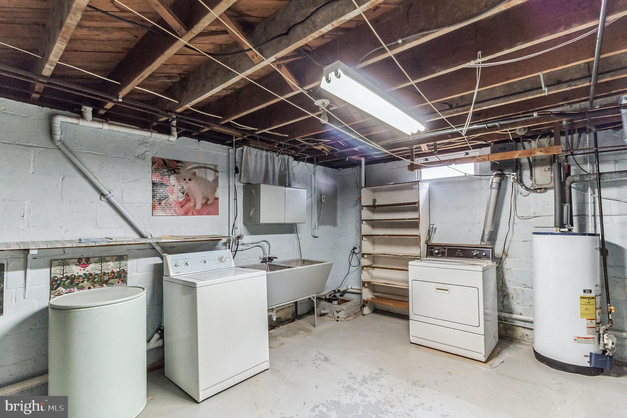 ALPINE GARDENS - Residential