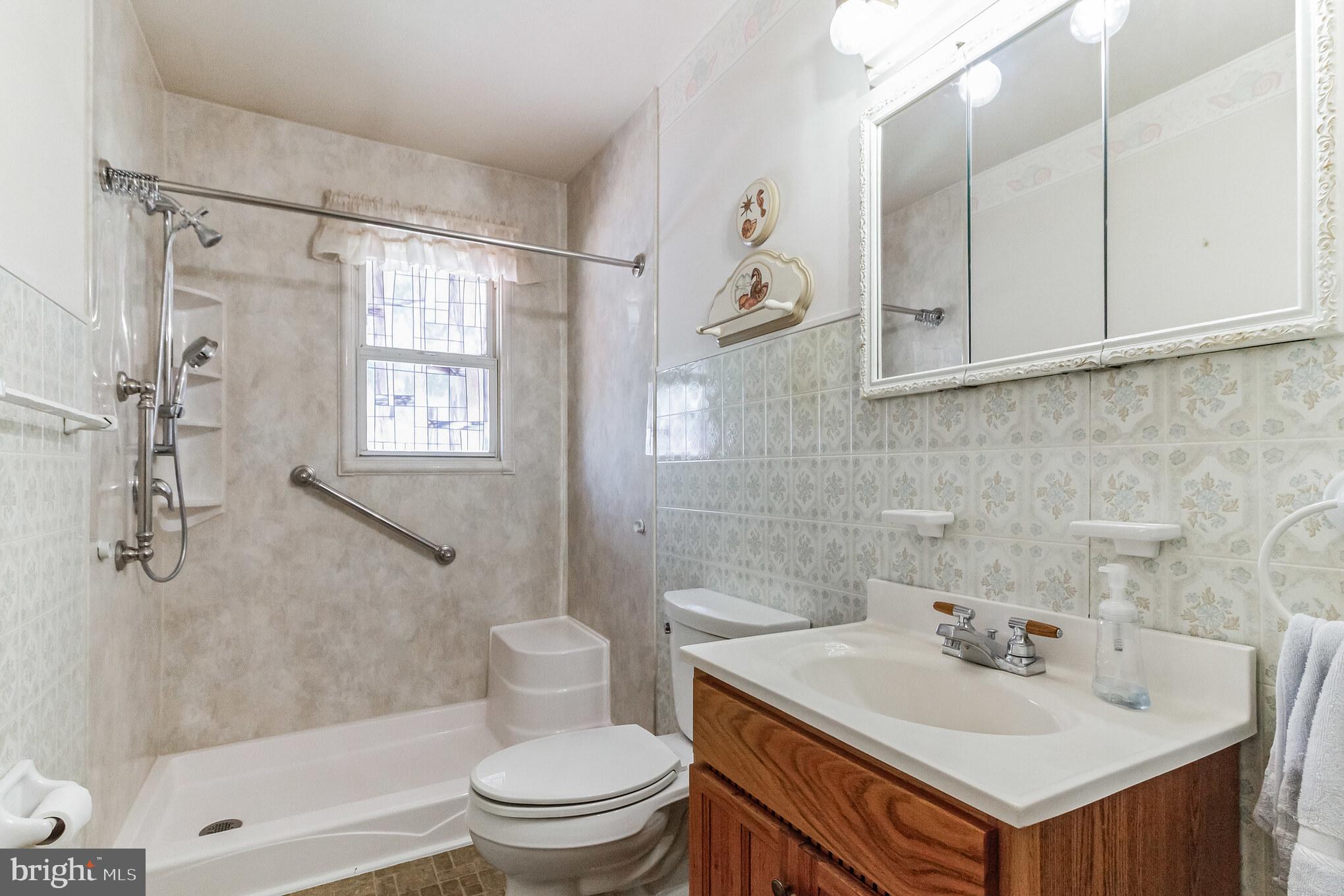 ALPINE GARDENS - Residential