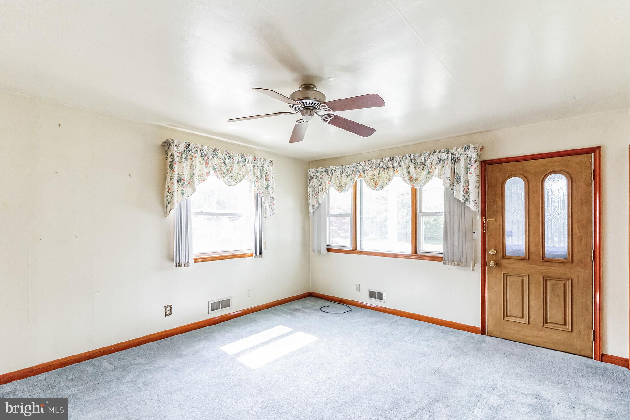 ALPINE GARDENS - Residential