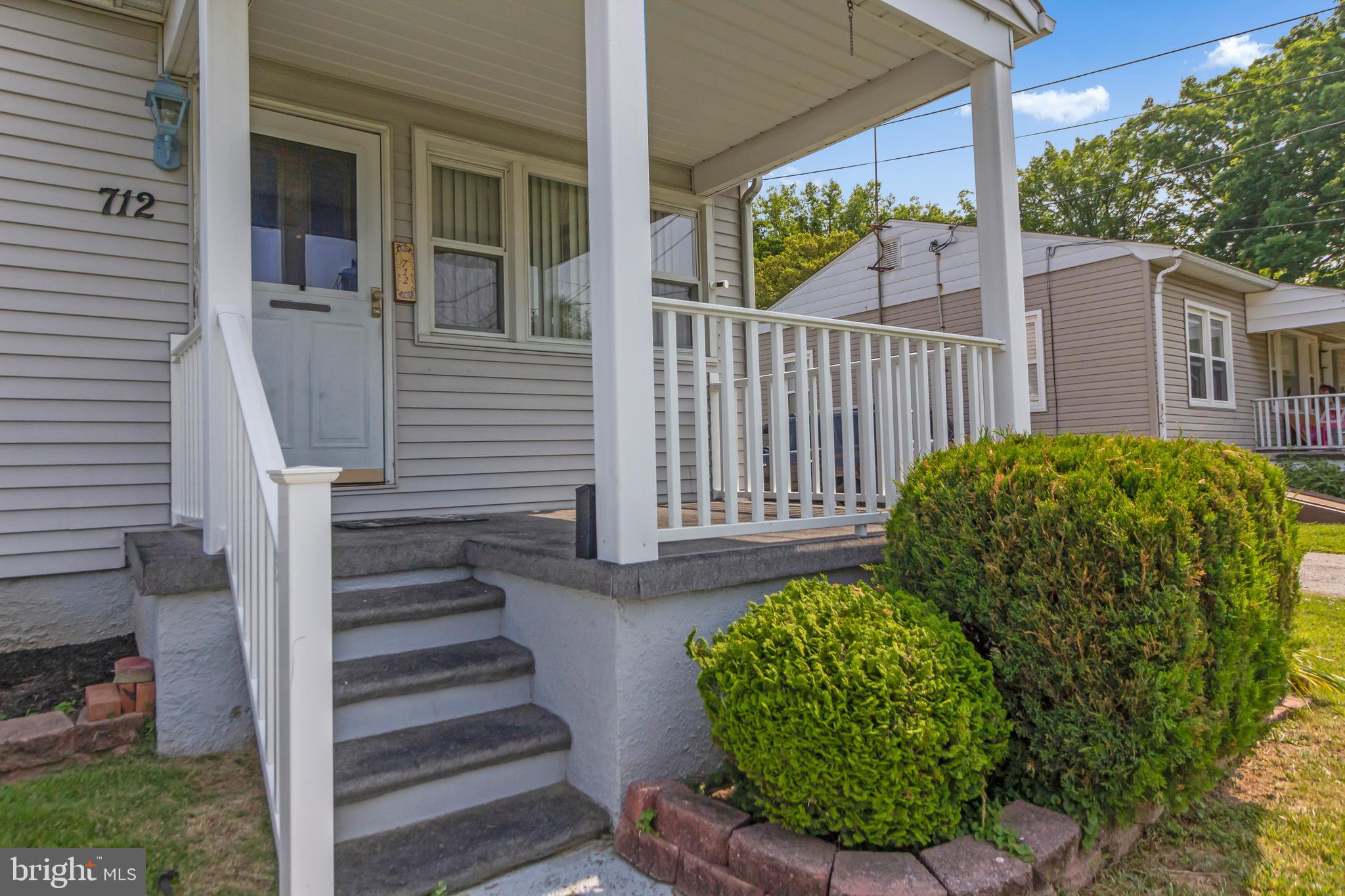 ALPINE GARDENS - Residential