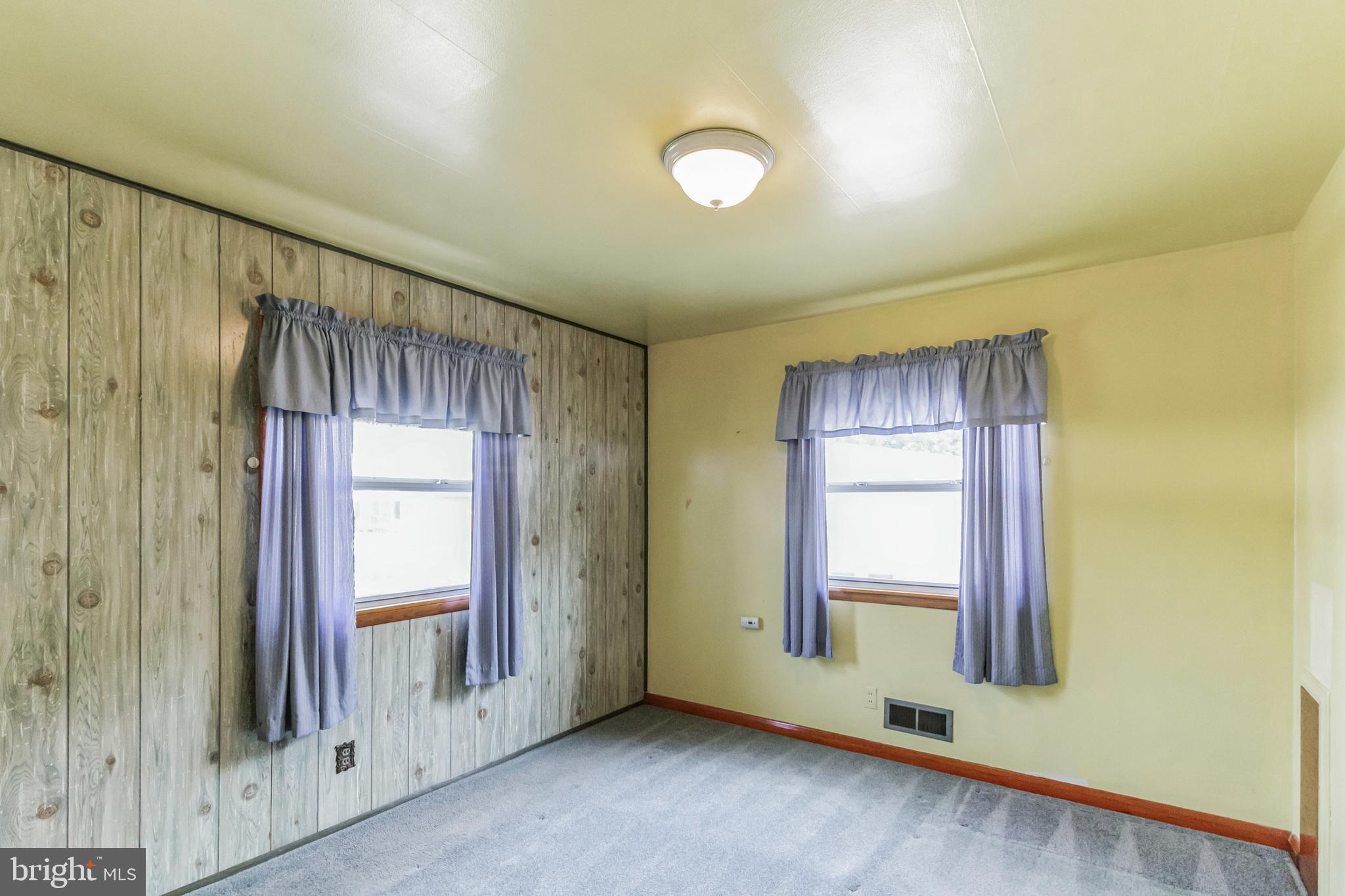 ALPINE GARDENS - Residential