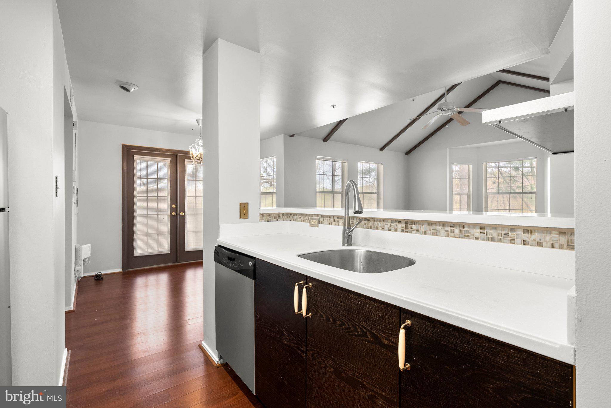 LORDS LANDING - Residential