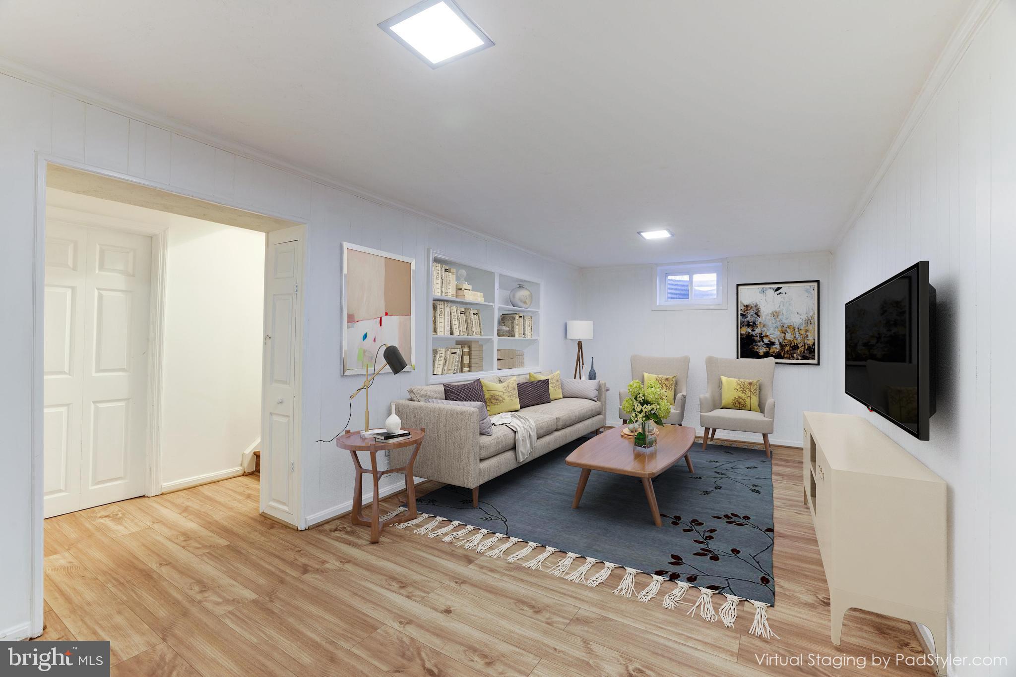 STRATTON WOODS - Residential