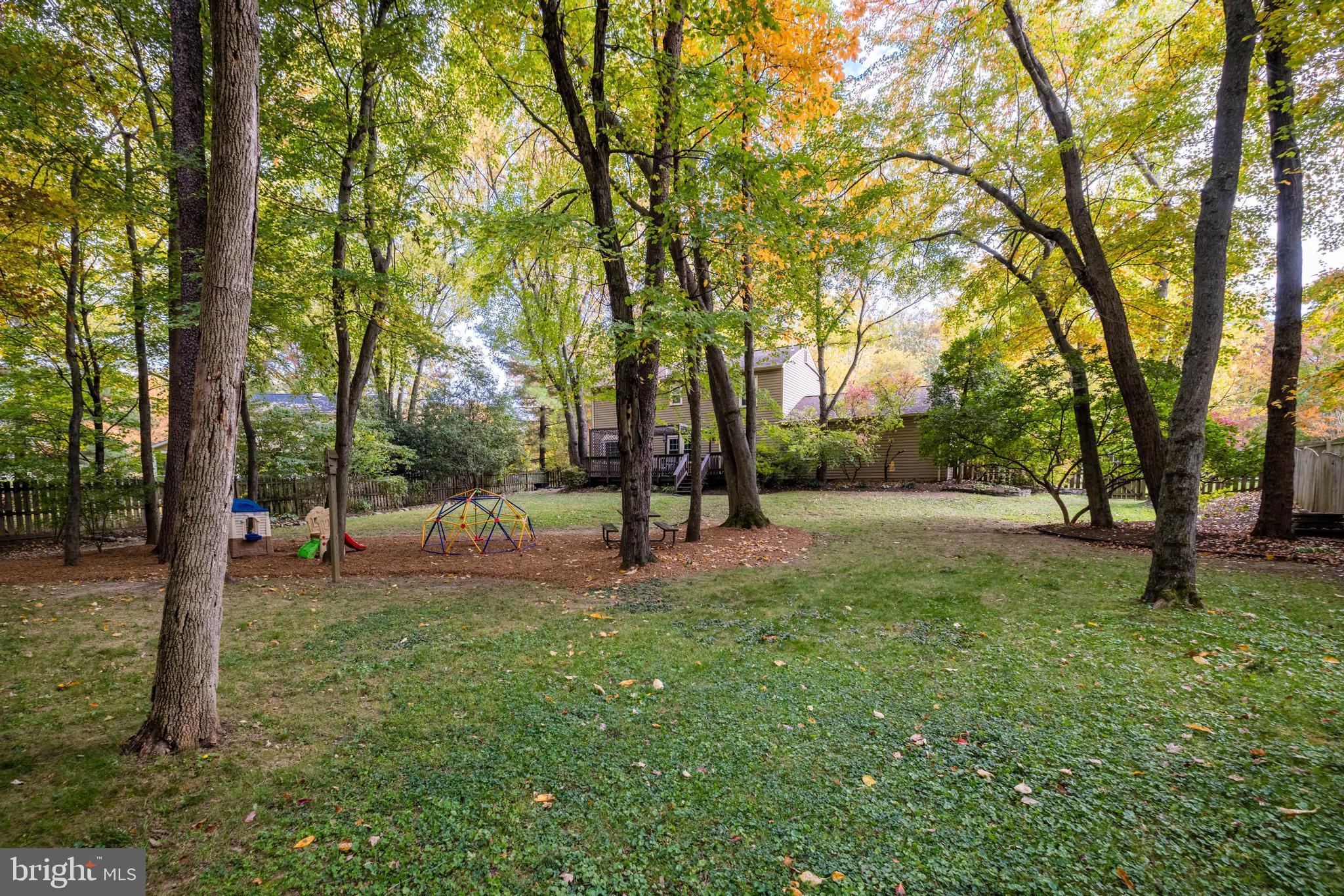 STRATTON WOODS - Residential