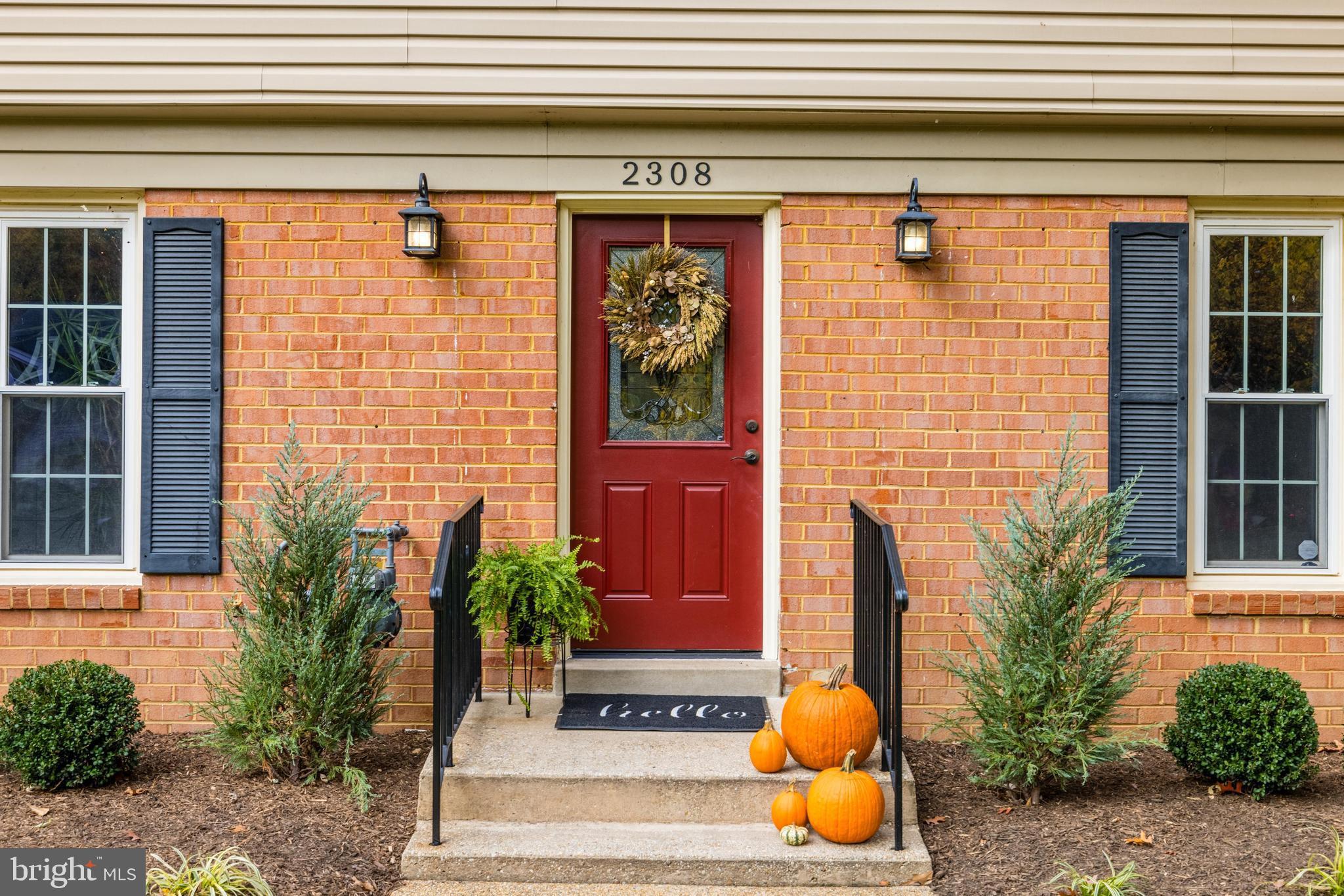 STRATTON WOODS - Residential