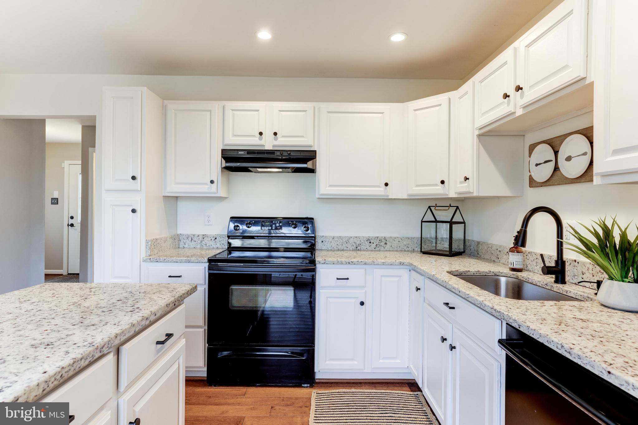 STRATTON WOODS - Residential