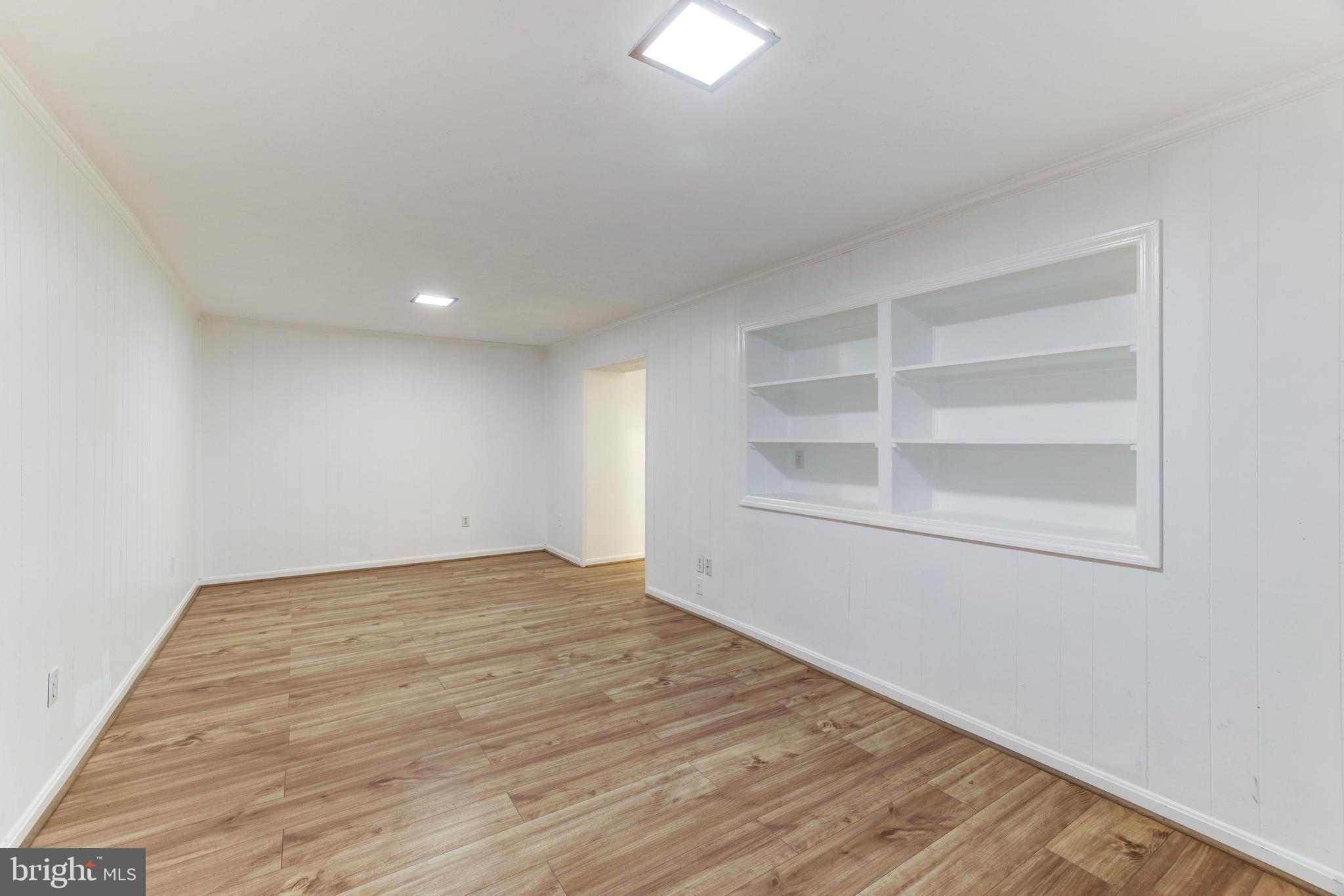 STRATTON WOODS - Residential