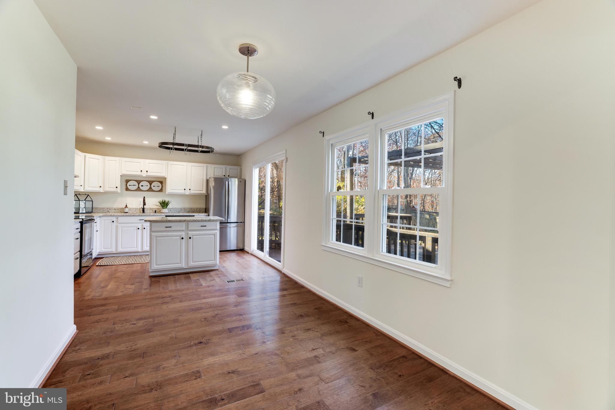 STRATTON WOODS - Residential